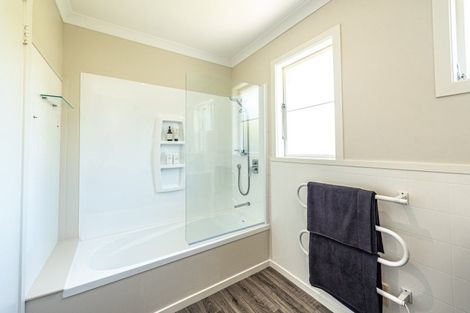 Photo of property in 16 Nikau Street, Tawhero, Whanganui, 4501