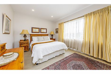 Photo of property in 2 Command Lane, Papakura, 2110