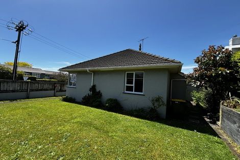 Photo of property in 79 Mangorei Road, Strandon, New Plymouth, 4312