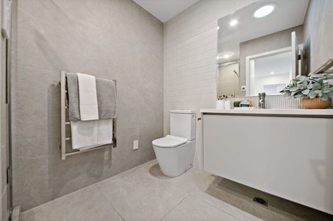 Photo of property in 12a Derby Downs Place, Ellerslie, Auckland, 1051