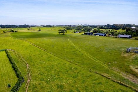 Photo of property in 132 Henwood Road, Paraite, New Plymouth, 4372