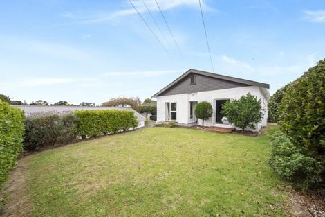 Photo of property in 7 Selwyn Street, Lower Vogeltown, New Plymouth, 4310