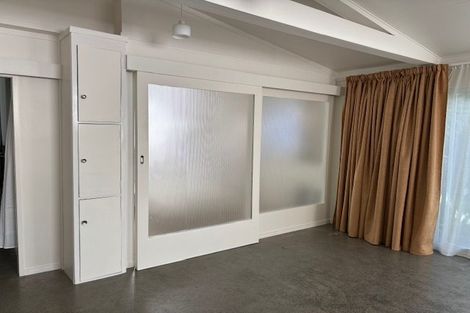 Photo of property in 30 Wairau Avenue, Avondale, Auckland, 1026