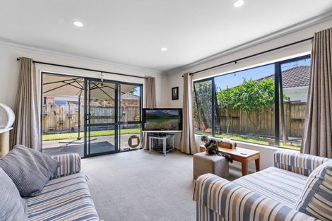 Photo of property in 15 Popata Close, Papamoa Beach, Papamoa, 3118