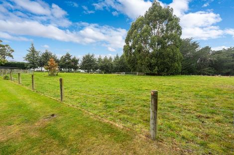 Photo of property in 32 Tirohanga Road, North Taieri, Mosgiel, 9092