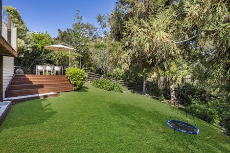 Photo of property in 40 Tiri Tiri Road, Birkdale, Auckland, 0626