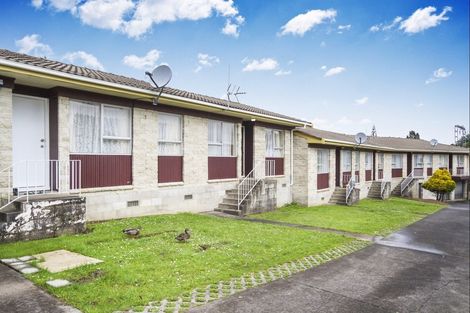 Photo of property in 2/24 Arawa Street, New Lynn, Auckland, 0600