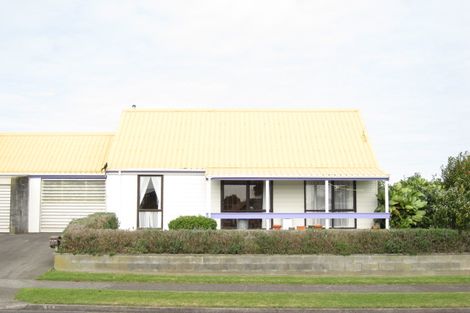 Photo of property in 44a Lantana Avenue, Bell Block, New Plymouth, 4312