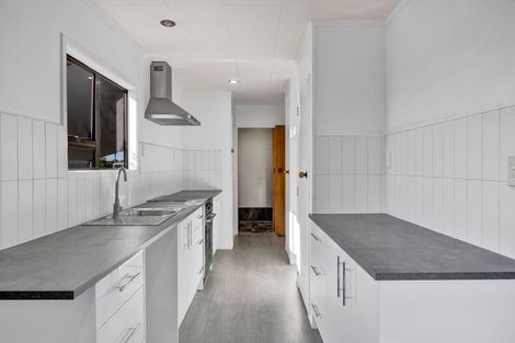 Photo of property in 7 Swansea Road, Stratford, 4332