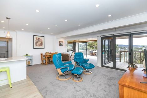 Photo of property in 8 Bay View Road, Raglan, 3225