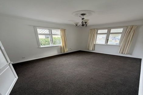 Photo of property in 22 Riddlers Crescent, Petone, Lower Hutt, 5012