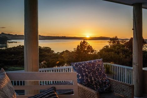 Photo of property in 11 The Lookout, Kerikeri, 0230