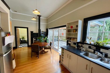 Photo of property in 17 Emerson Street, Berhampore, Wellington, 6023