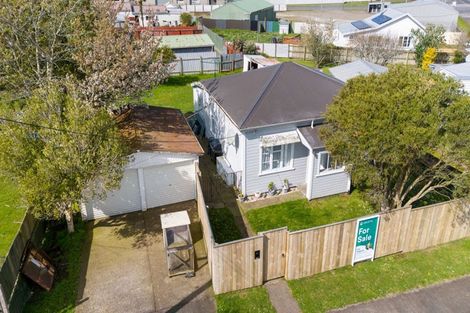 Photo of property in 4 Preston Street, Eltham, 4322