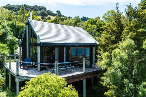 Photo of property in 69 Woodills Road, Akaroa, 7520