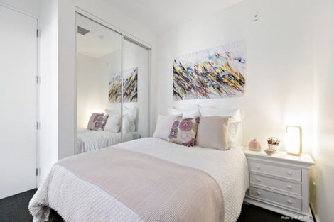 Photo of property in De Vere Apartments, 7/23 Tennyson Street, Te Aro, Wellington, 6011