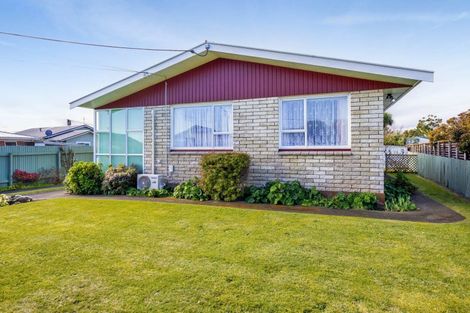Photo of property in 3 Karaka Street, Hawera, 4610