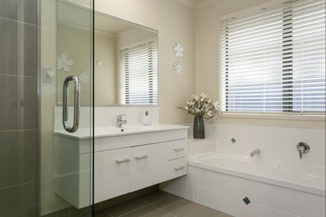 Photo of property in 105 Victory Drive, Wharewaka, Taupo, 3330