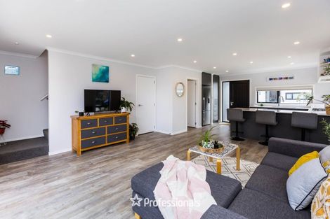 Photo of property in 24 Reakes Crescent, Wallaceville, Upper Hutt, 5018