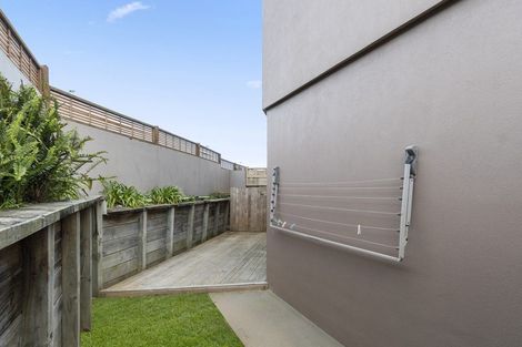 Photo of property in 3/50 May Street, Mount Maunganui, 3116