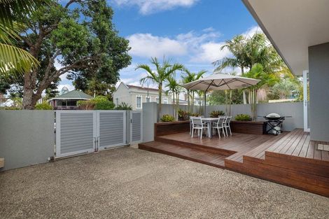 Photo of property in 1/2a Earnoch Avenue, Takapuna, Auckland, 0622