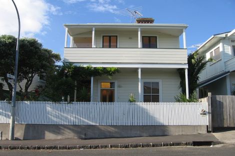 Photo of property in 52 Hackett Street, Saint Marys Bay, Auckland, 1011