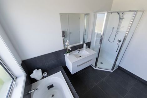 Photo of property in 8 Tawhiti Road, Pukekohe, 2120