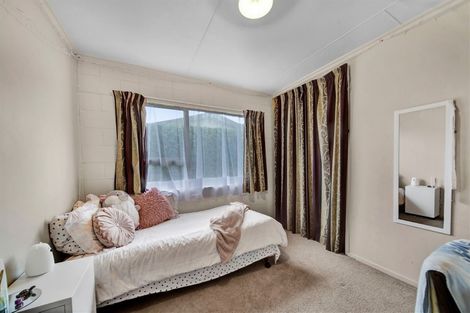 Photo of property in 31 Camellia Avenue, Bell Block, New Plymouth, 4312