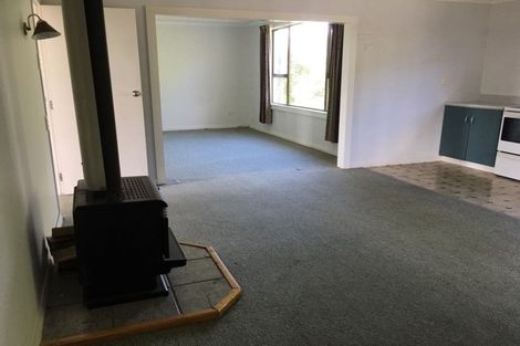 Photo of property in 8 Maire Street, Inglewood, 4330