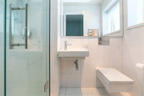 Photo of property in 3/99 Aikmans Road, Merivale, Christchurch, 8014