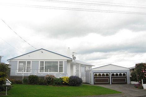 Photo of property in 3 Tay Street, Spotswood, New Plymouth, 4310