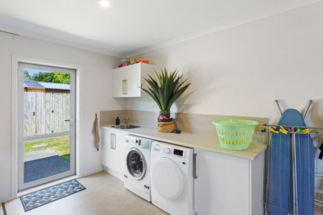 Photo of property in 12 Tamihana Street, Otaki, 5512