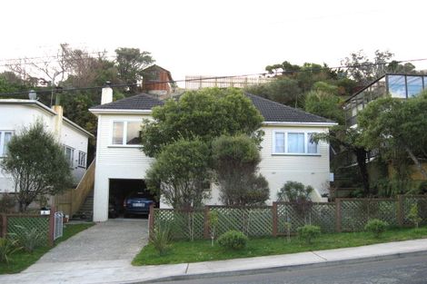 Photo of property in 9 David Crescent, Karori, Wellington, 6012