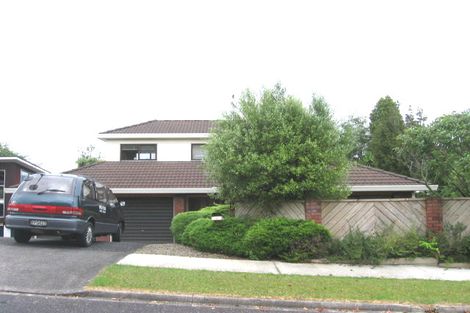 Photo of property in 14 Heaton Grove, Chatswood, Auckland, 0626