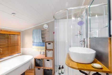 Photo of property in 38 Voelas Road, Lyttelton, 8082