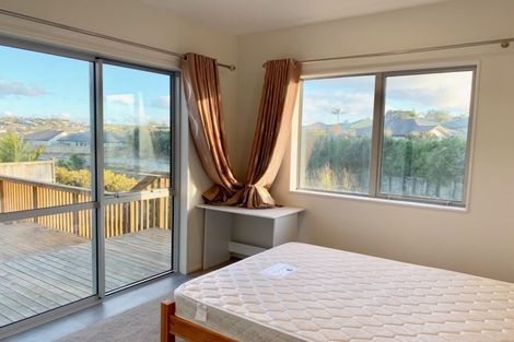 Photo of property in 38 Travis View Drive, Fairview Heights, Auckland, 0632