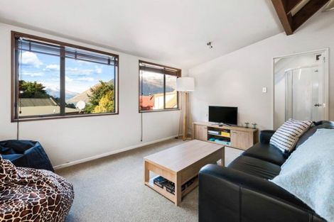 Photo of property in 25d Williams Street, Sunshine Bay, Queenstown, 9300