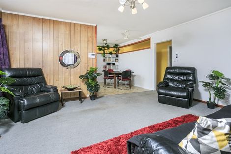 Photo of property in 21a Lancaster Road, Beach Haven, Auckland, 0626