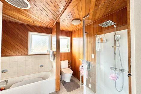 Photo of property in 65 Riverpark Crescent, Henderson, Auckland, 0610