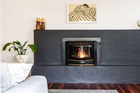 Photo of property in 39 Toru Street, Te Atatu Peninsula, Auckland, 0610