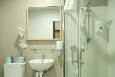 Photo of property in Breeze Plaza, 1002/57 Manners Street, Te Aro, Wellington, 6011