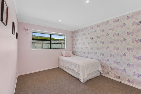 Photo of property in 10 Ta Paora Drive, Bell Block, New Plymouth, 4312