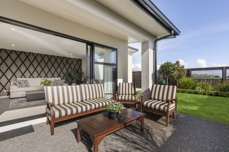 Photo of property in 6 Franks Way, Papamoa Beach, Papamoa, 3118