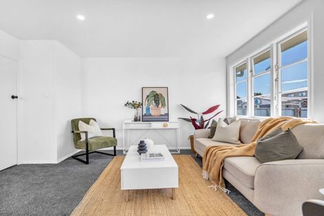 Photo of property in 14 Onawe Place, Mairehau, Christchurch, 8013