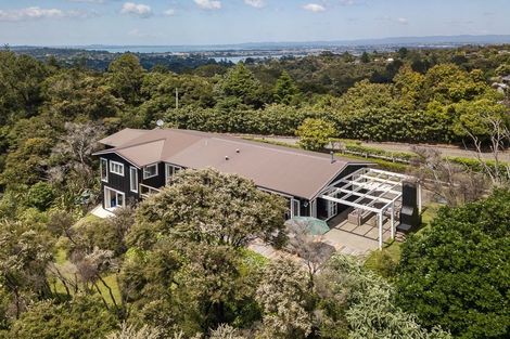 Photo of property in 373 Paremoremo Road, Paremoremo, Auckland, 0632