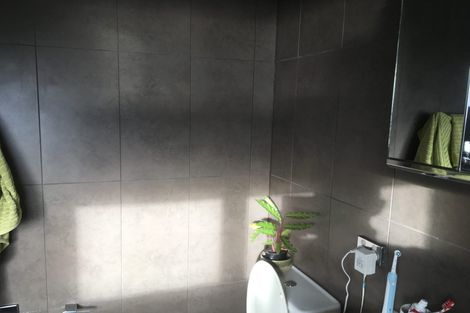 Photo of property in 108 Seaview Road, Paraparaumu Beach, Paraparaumu, 5032