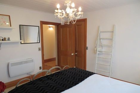 Photo of property in 6 Cardigan Street, Arrowtown, 9302