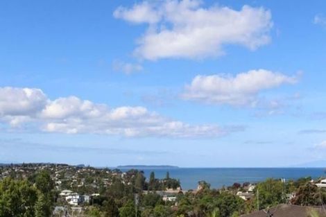 Photo of property in 1/13 Mizpah Road, Waiake, Auckland, 0630