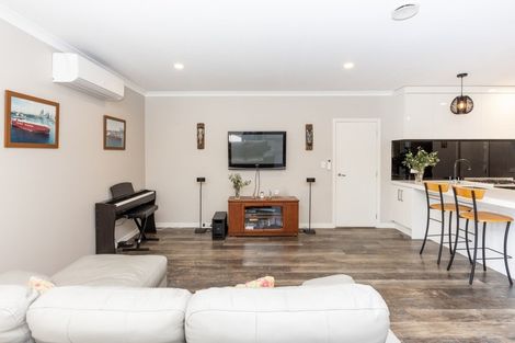 Photo of property in 3 Pinotage Drive, Greenmeadows, Napier, 4112