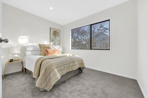 Photo of property in 200 Mahia Road, Weymouth, Auckland, 2103